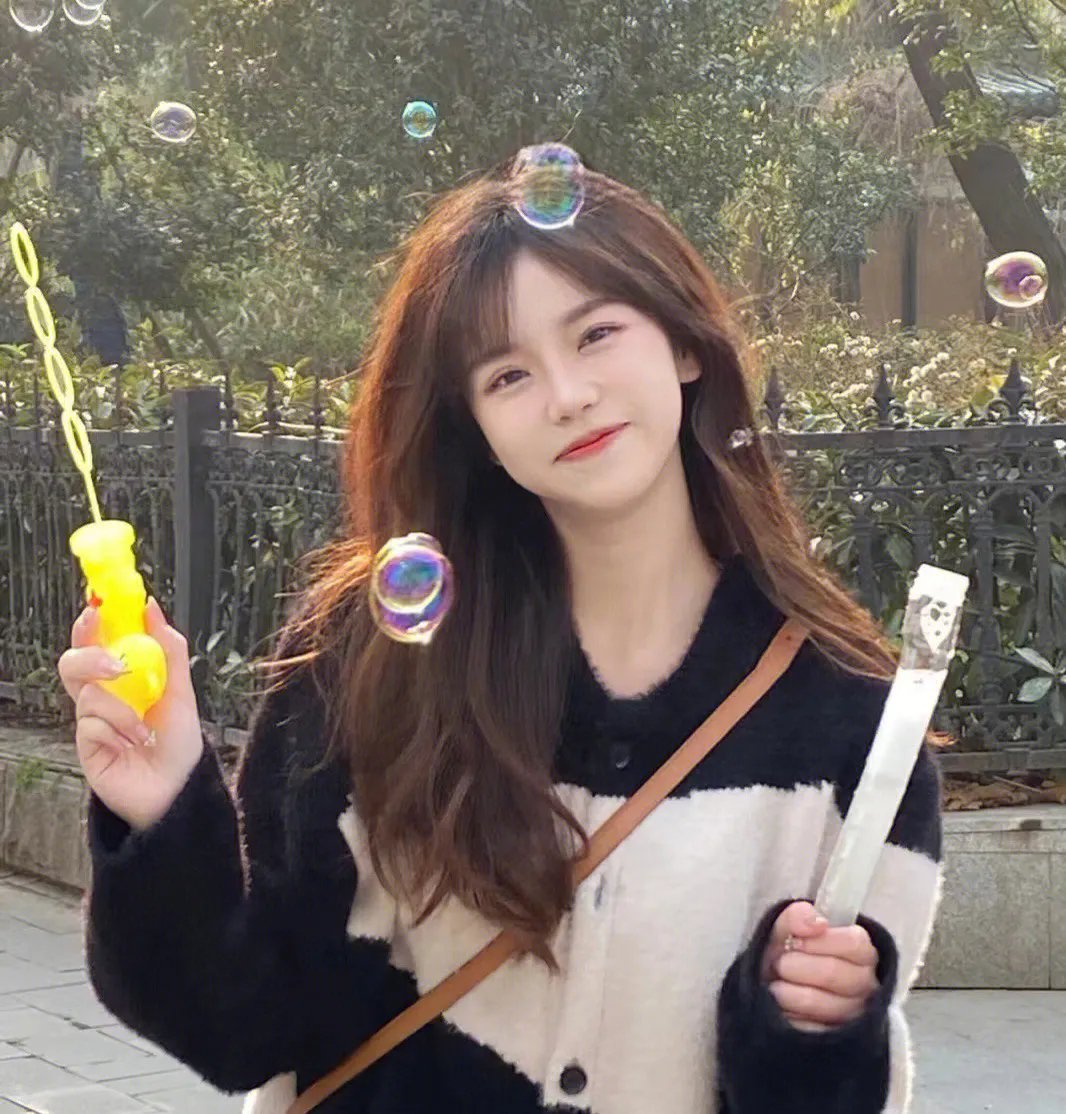 爱你是孤单心事